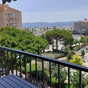 Appartement 50 M2 - Le Port,, Hyères